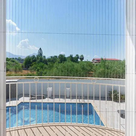 Dalia Con Piscina